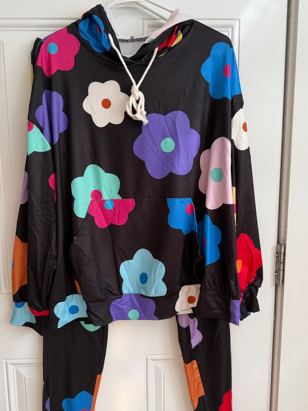 SHEIN Black Hoodie and Jogger Set with Multicolor Floral Print